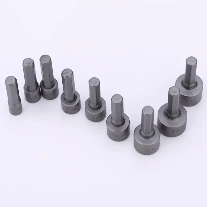 Hex socket sleeves in a row, nozzles with faceted hex openings